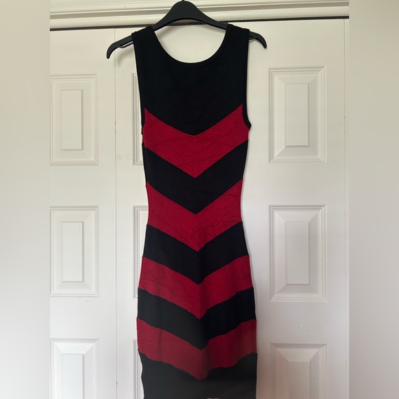 Guess tight dress - Picture 3 of 4